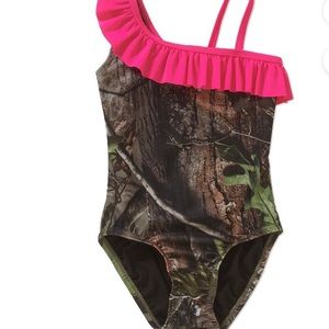 Swimsuit girls new size 4/5 RealTree 84% polyester 16%spandex ruffle strap nylon